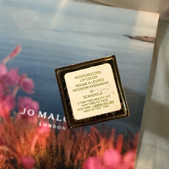 Tom Ford Moisturecore lip colour in scandola - Picture 2 of 4